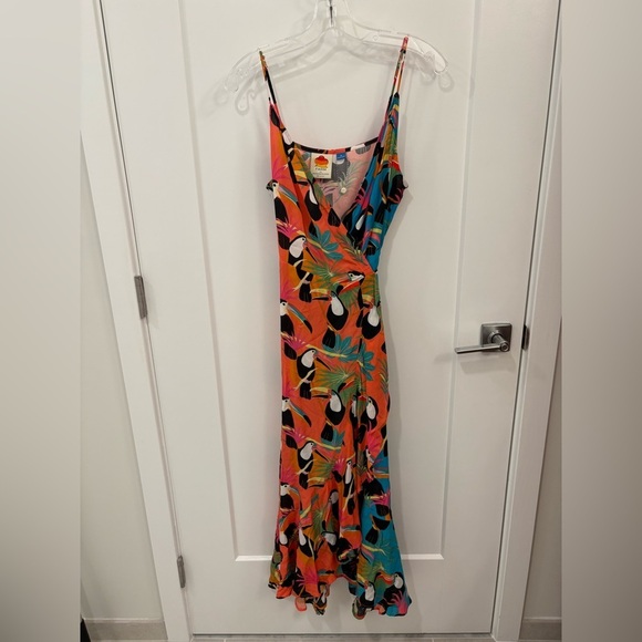 Farm Rio x Anthropologie Toucans Wrap Maxi Dress Size Medium - Picture 10 of 13